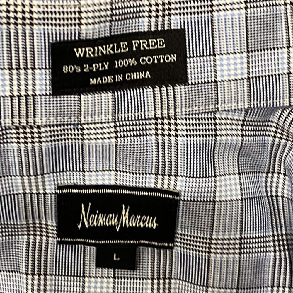 Neiman Marcus - Picture 6 of 8